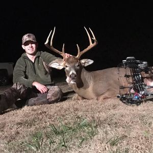 Meet your Posher, Clay